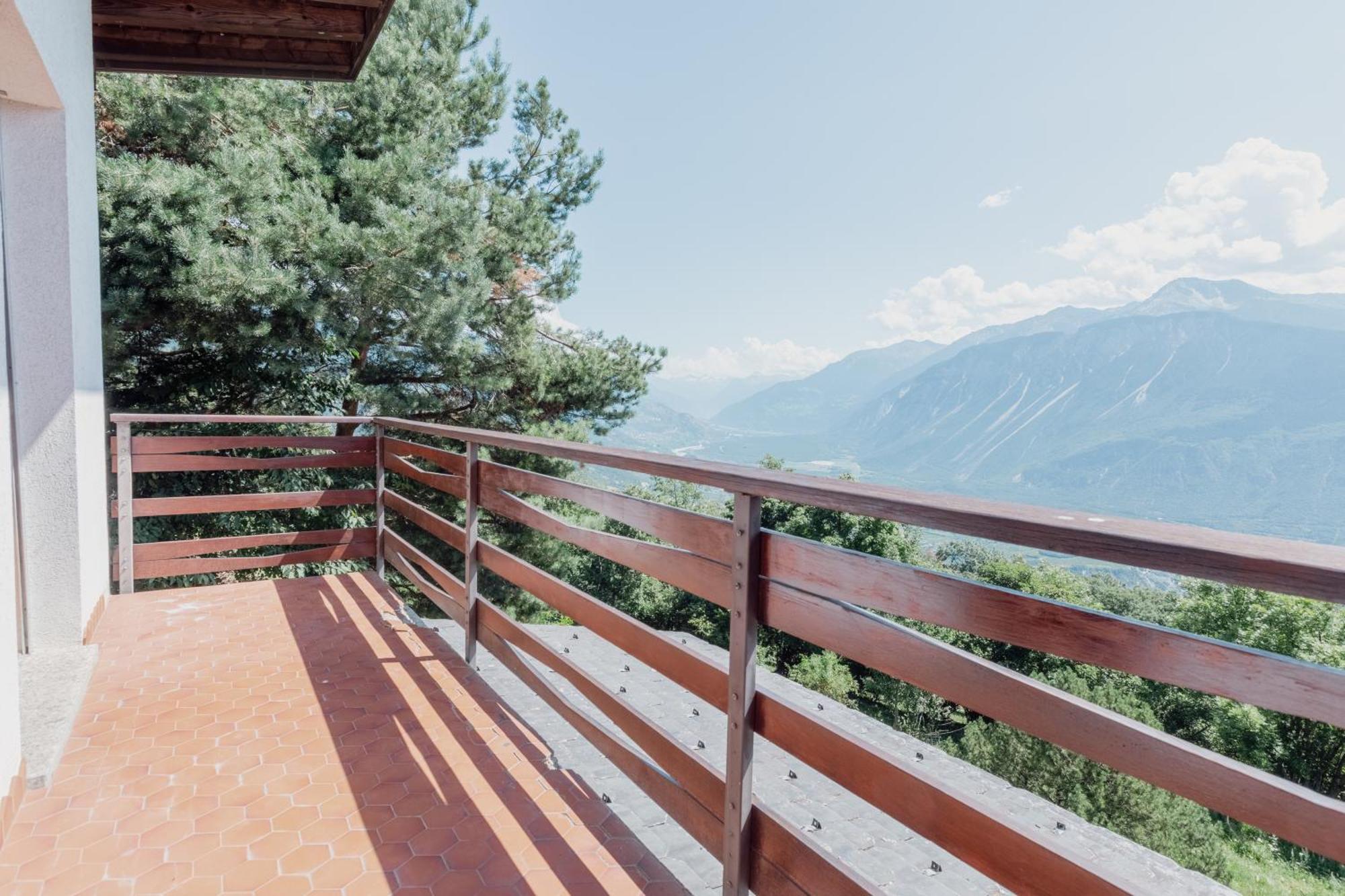 Apartment Magnifique Mitoyen Avec Vue Sur Les Montagnes